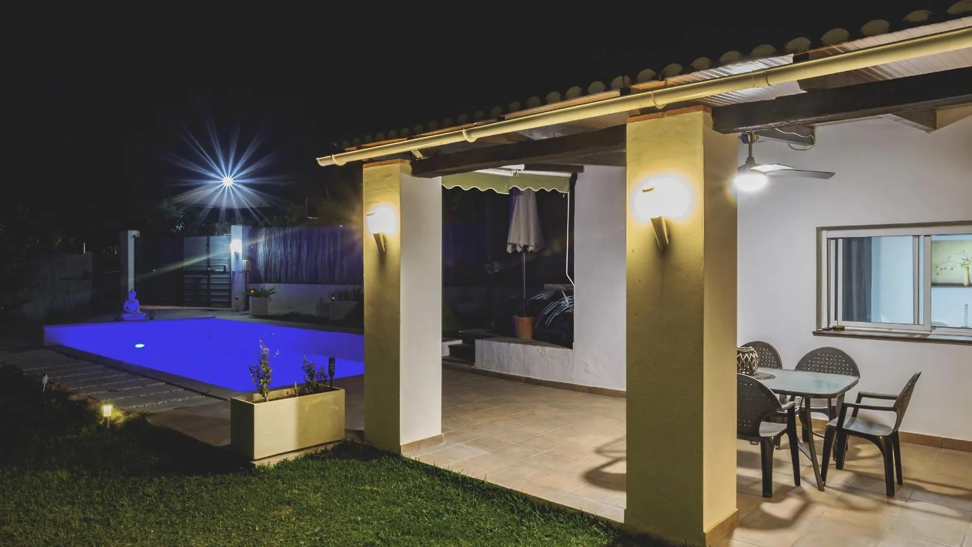 Cubo\'S Casita Bolano location